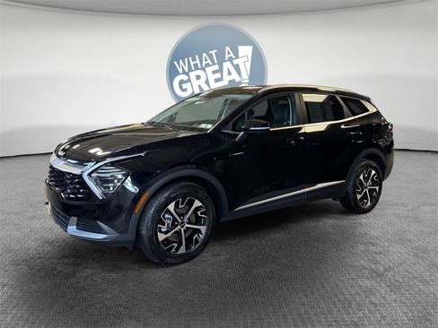 Certified 2024 Kia Sportage EX image 8