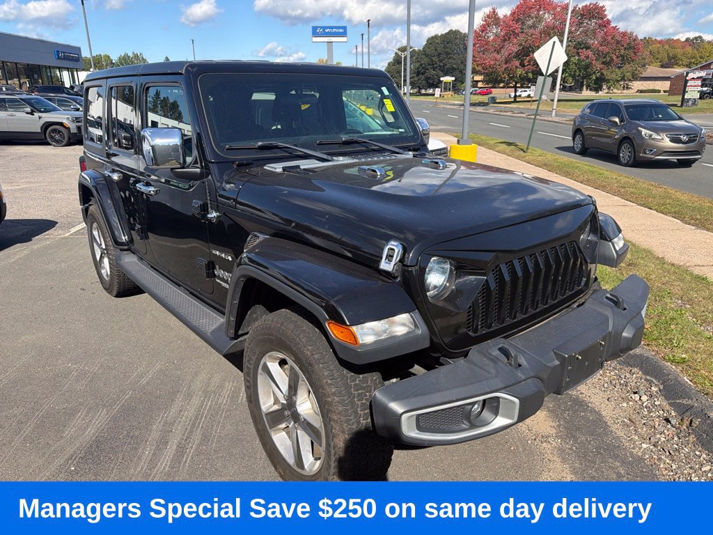 Used 2020 Jeep Wrangler Unlimited Sahara AWD/4WD image 3
