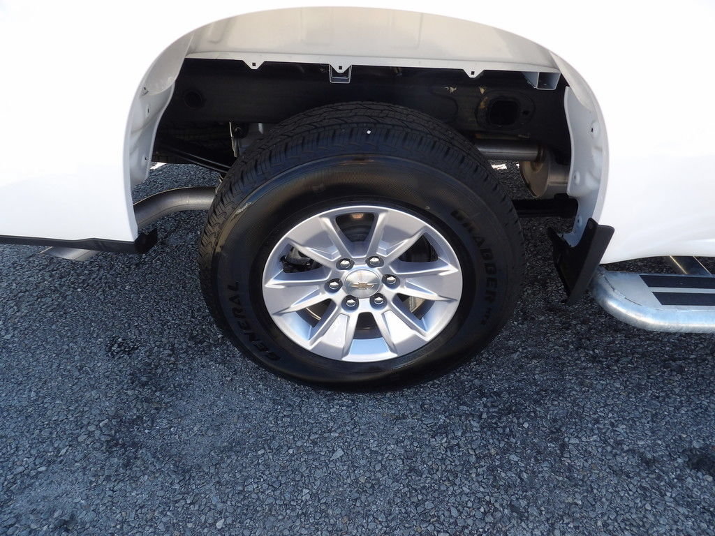 Used 2025 Chevrolet Silverado 1500 W/T RWD image 45