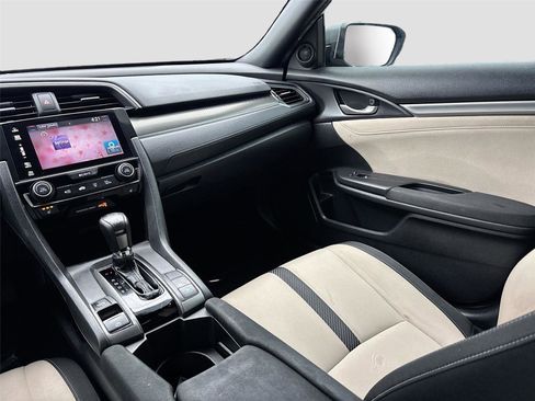 Used 2018 Honda Civic EX image 23