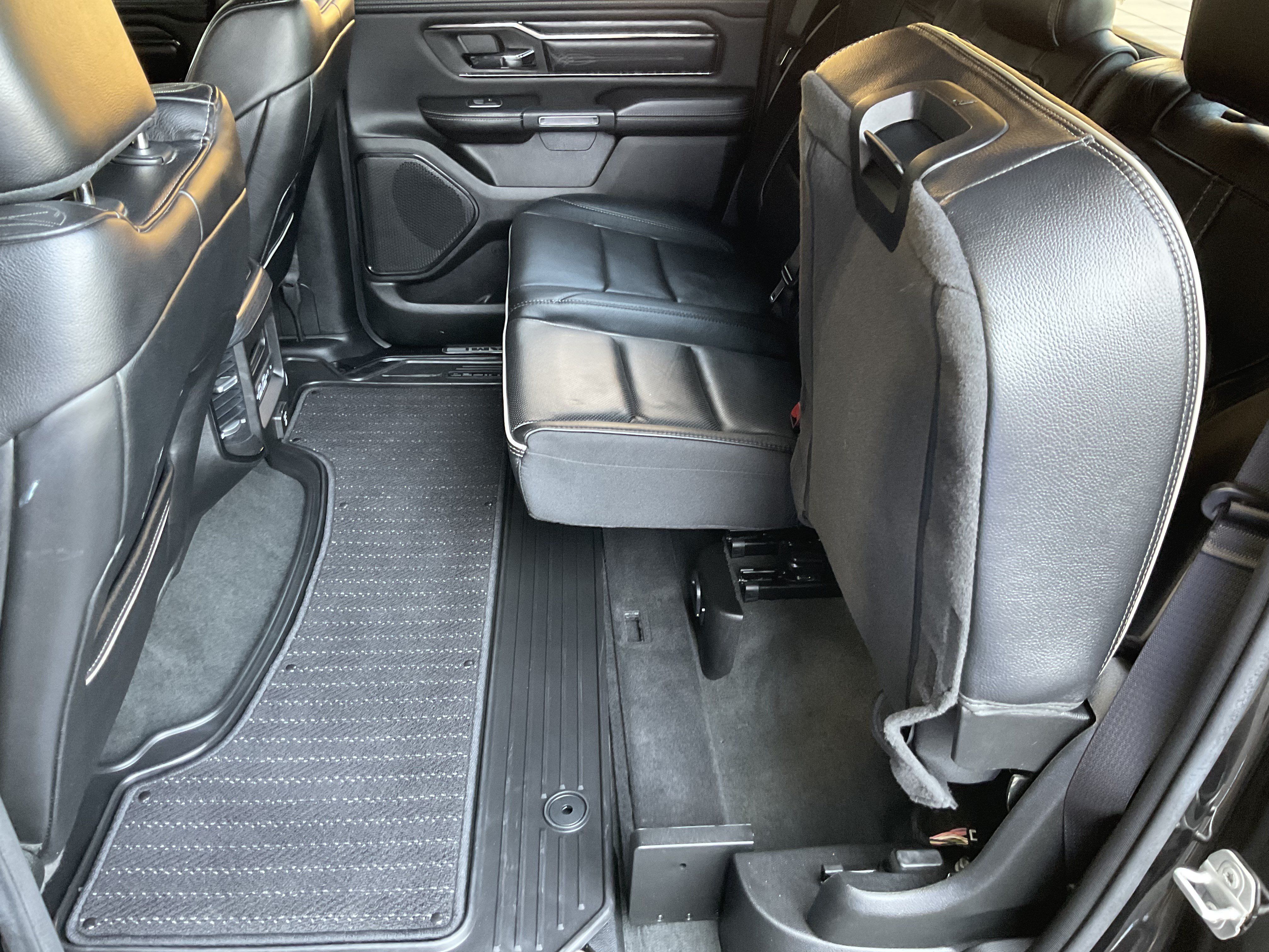 Used 2023 RAM 1500 Limited w/ Body-Colour Bumper Group AWD/4WD image 41