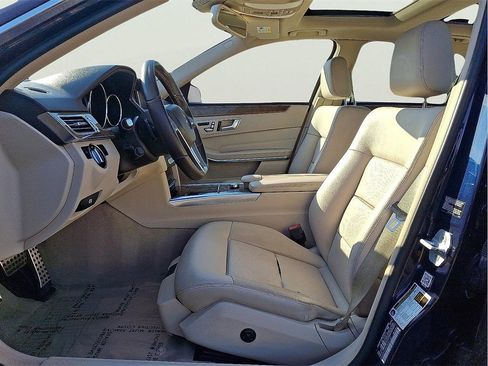 Used 2014 Mercedes-Benz E 350 4MATIC Sedan image 13