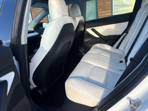 Used 2020 Tesla Model 3 Long Range image 16