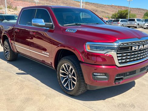 Used 2025 RAM 1500 Limited AWD/4WD image 7