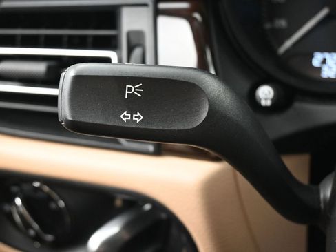 Used 2023 Porsche Macan S AWD/4WD image 26