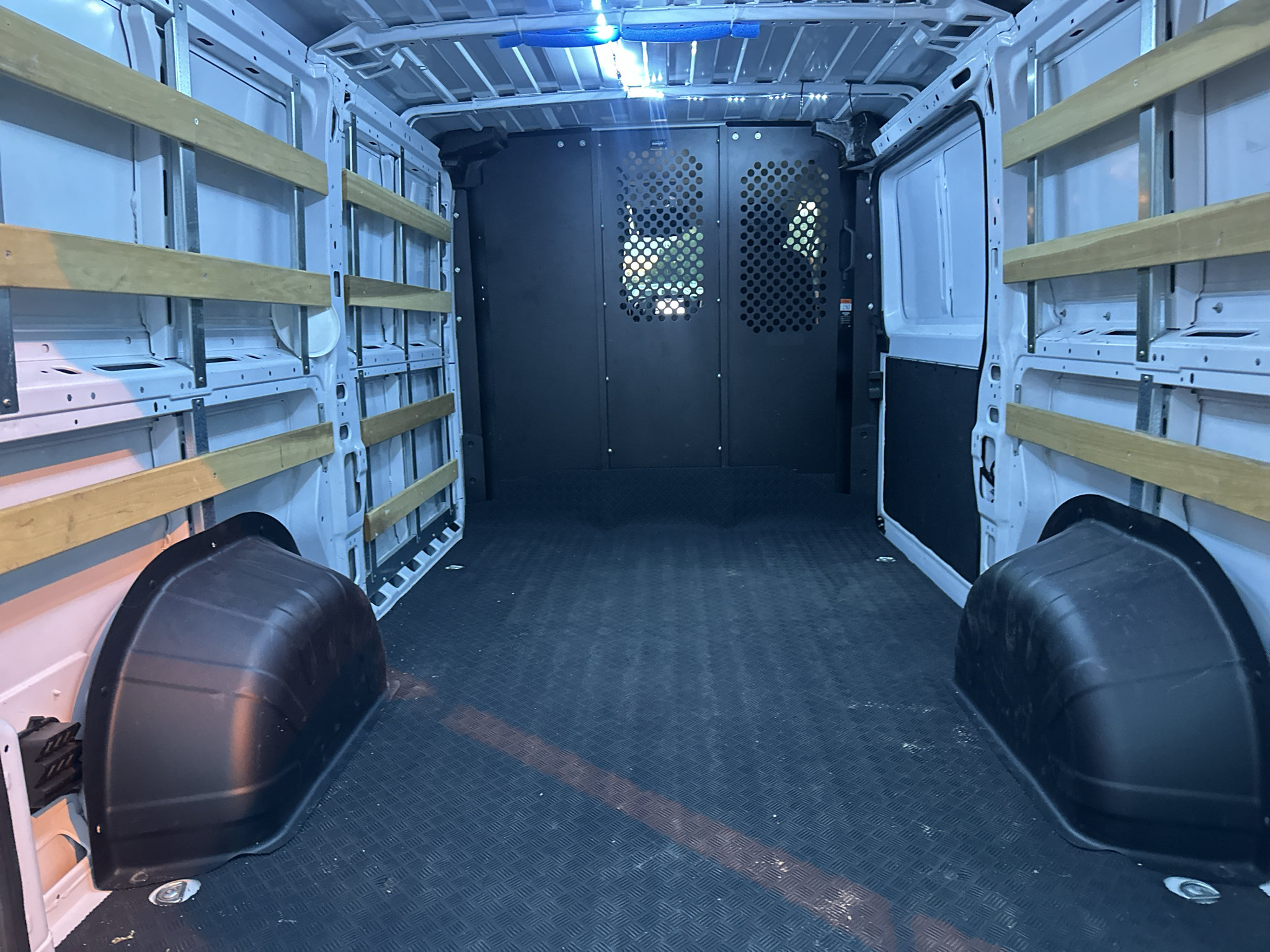 Used 2025 RAM ProMaster 2500 w/ U-Haul Equipment Group FWD image 16