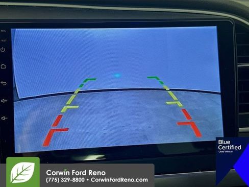 Used 2018 Hyundai Elantra SE image 16