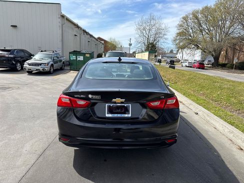 Used 2016 Chevrolet Malibu LS FWD image 10