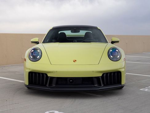 Used 2026 Porsche 911 Carrera GTS RWD image 2