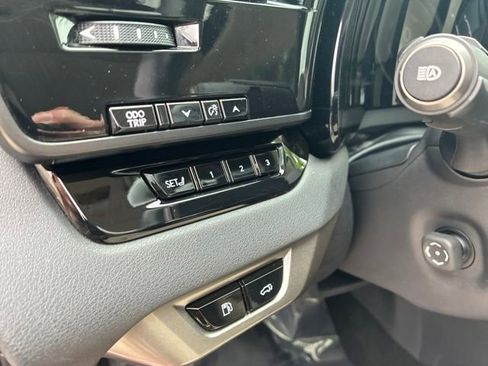 Used 2023 Lexus RX 350 w/ Accessory Package (Z1) AWD/4WD image 11