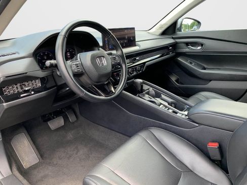 Certified 2025 Honda Accord EX-L image 31