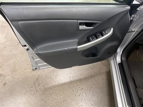 Used 2011 Toyota Prius Four FWD image 10