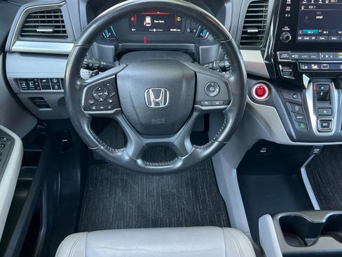 Used 2021 Honda Odyssey EX-L image 16
