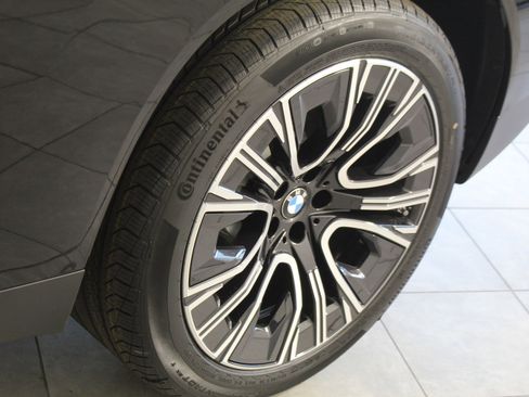 Used 2025 BMW X3 xDrive30i w/ Premium Package image 22