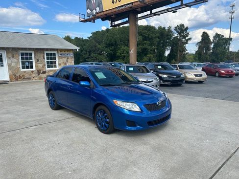 Used 2010 Toyota Corolla LE image 9