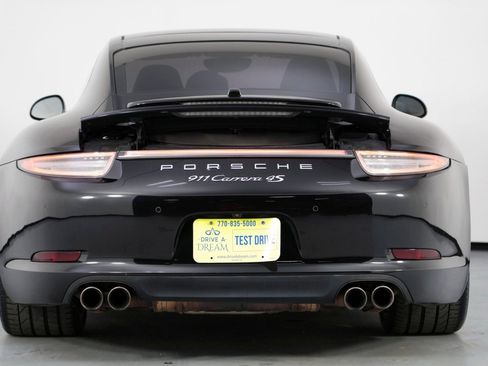 Used 2015 Porsche 911 Carrera 4S image 10