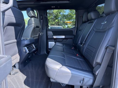 Used 2025 Ford F350 Platinum w/ FX4 Off-Road Package AWD/4WD image 30