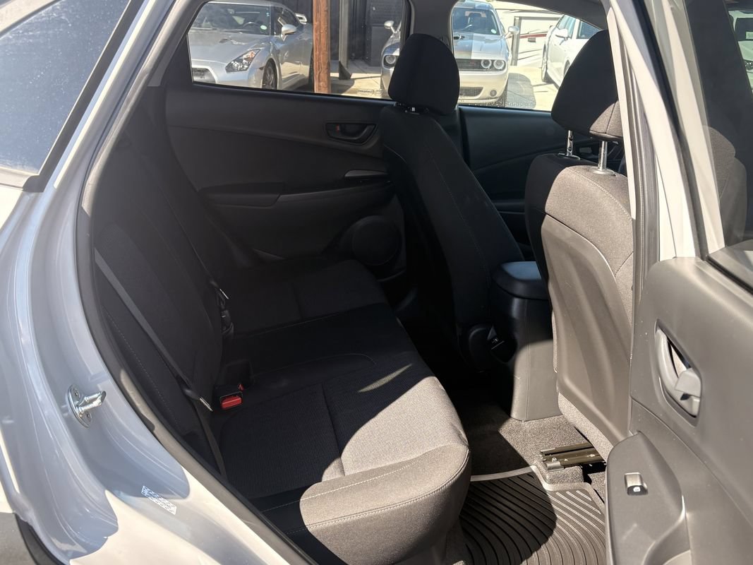 Used 2023 Hyundai Kona SEL w/ Cargo Package AWD/4WD image 17