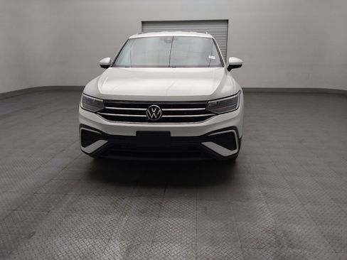 Used 2022 Volkswagen Tiguan SE AWD/4WD image 15