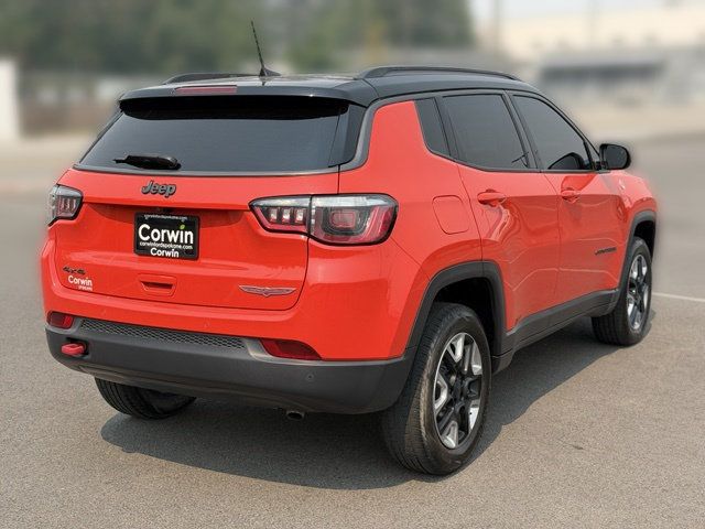 Used 2018 Jeep Compass Trailhawk w/ Leather Interior Group AWD/4WD image 14