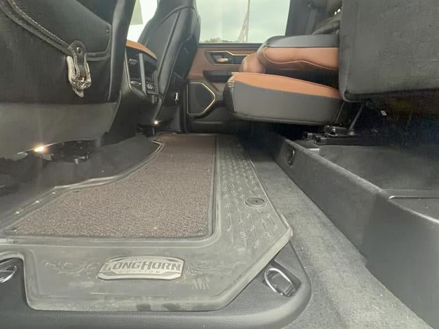 Used 2023 RAM 1500 Limited w/ Body Color Bumper Group AWD/4WD image 34