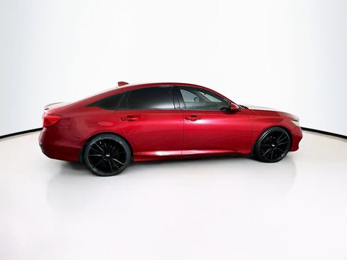 Used 2018 Honda Accord LX image 10
