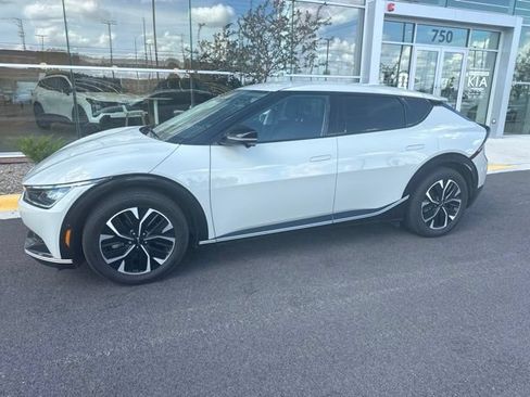 Used 2023 Kia EV6 Wind w/ Wind Technology Package AWD/4WD image 2