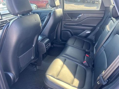 Used 2021 Lincoln Corsair AWD image 34