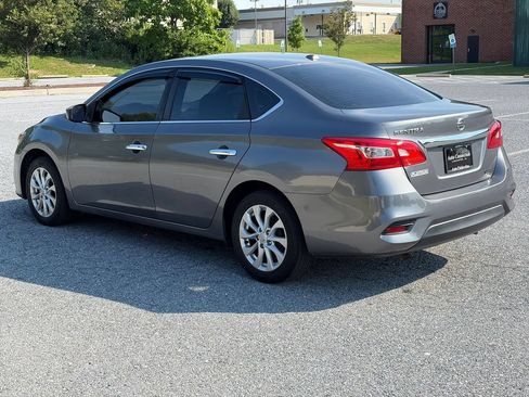 Used 2019 Nissan Sentra SV FWD image 6