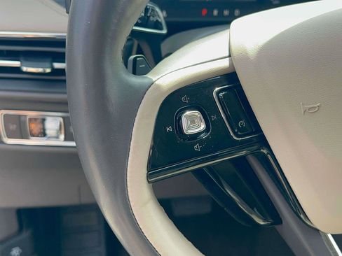 Used 2022 Lincoln Corsair AWD w/ Premium Package image 23