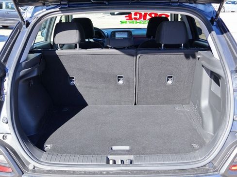 Used 2021 Hyundai Kona SE w/ Cargo Package image 24