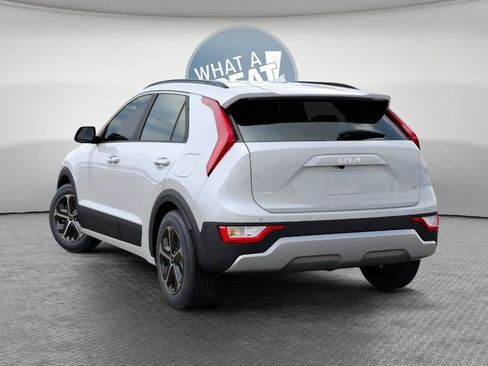 New 2026 Kia Niro EX image 4