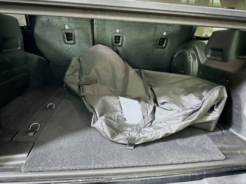 Used 2022 Jeep Wrangler Sahara image 29