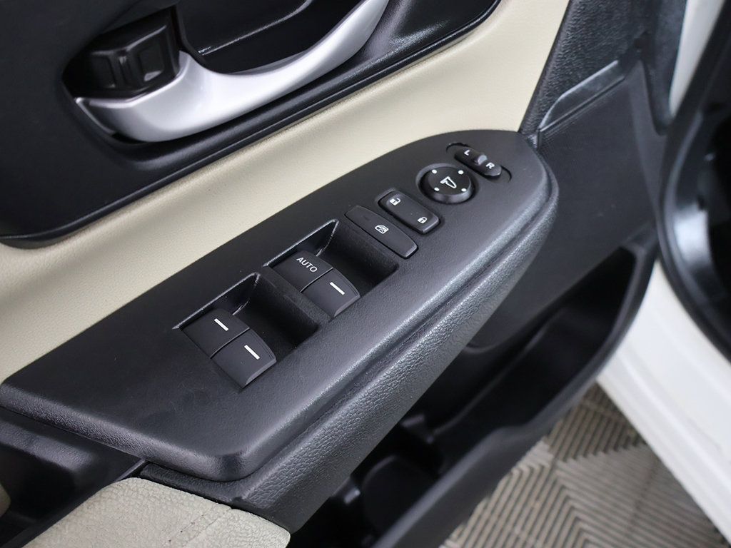 Used 2018 Honda CR-V LX image 34