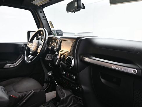 Used 2013 Jeep Wrangler Unlimited Sahara w/ Dual Top Group image 12