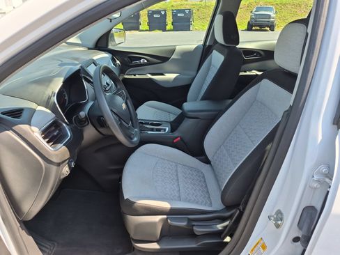 Certified 2024 Chevrolet Equinox LS w/ Sport Edition AWD/4WD image 19