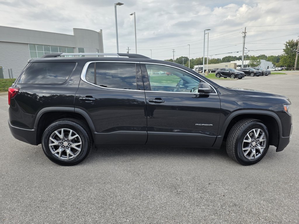 Used 2020 GMC Acadia SLT w/ Driver Alert Package II FWD image 9