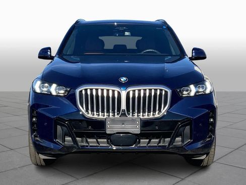 Used 2025 BMW X5 xDrive40i image 3