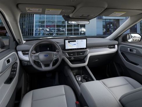 New 2026 Ford Explorer Active RWD image 9