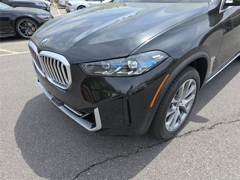 New 2026 BMW X5 xDrive40i w/ Climate Comfort Package AWD/4WD image 10