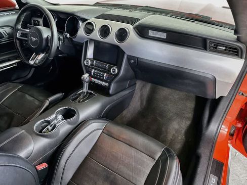 Used 2015 Ford Mustang GT Premium RWD image 30