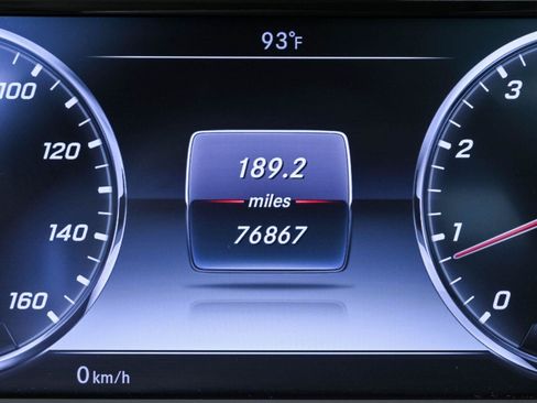 Used 2017 Mercedes-Benz S 550 Sedan w/ Premium Package image 12