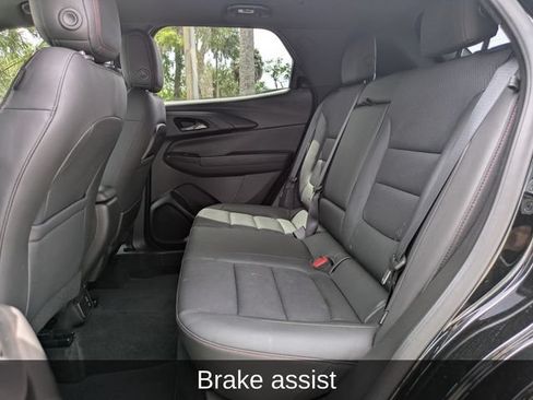 Used 2021 Chevrolet TrailBlazer RS w/ Sun and Liftgate Package AWD/4WD image 16