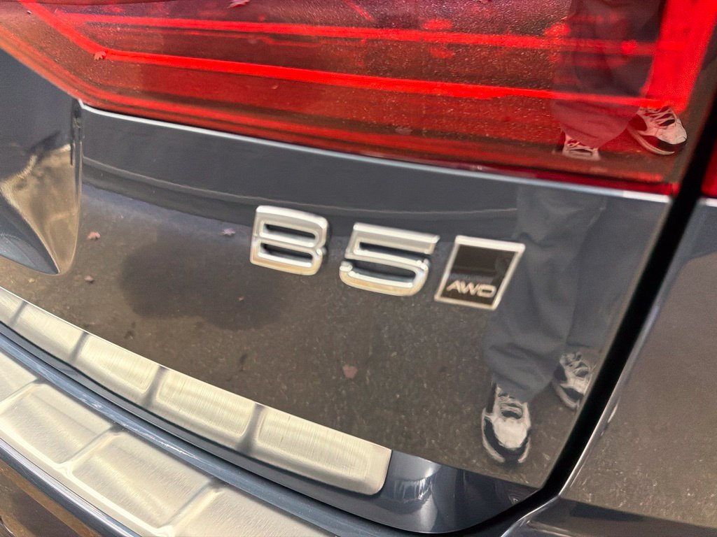 Used 2024 Volvo XC60 B5 Plus w/ Climate Package AWD/4WD image 25