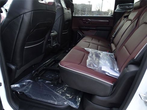 Used 2025 RAM 1500 Limited image 22