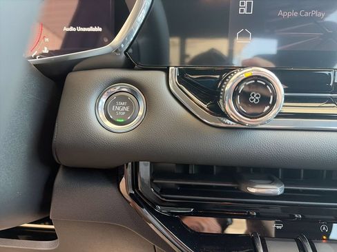New 2026 GMC Canyon Elevation w/ Technology Package RWD image 23