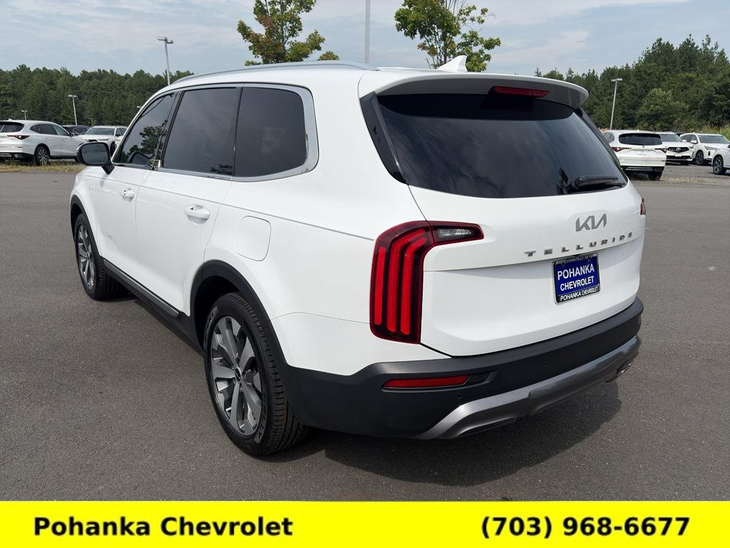 Used 2022 Kia Telluride EX w/ EX Premium Package FWD image 5