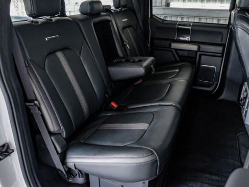 Used 2022 Ford F250 Platinum w/ FX4 Off-Road Package image 32