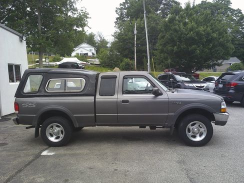 Used 2000 Ford Ranger XL AWD/4WD image 4