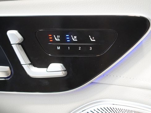 New 2027 Mercedes-Benz EQS 400 4MATIC SUV image 32